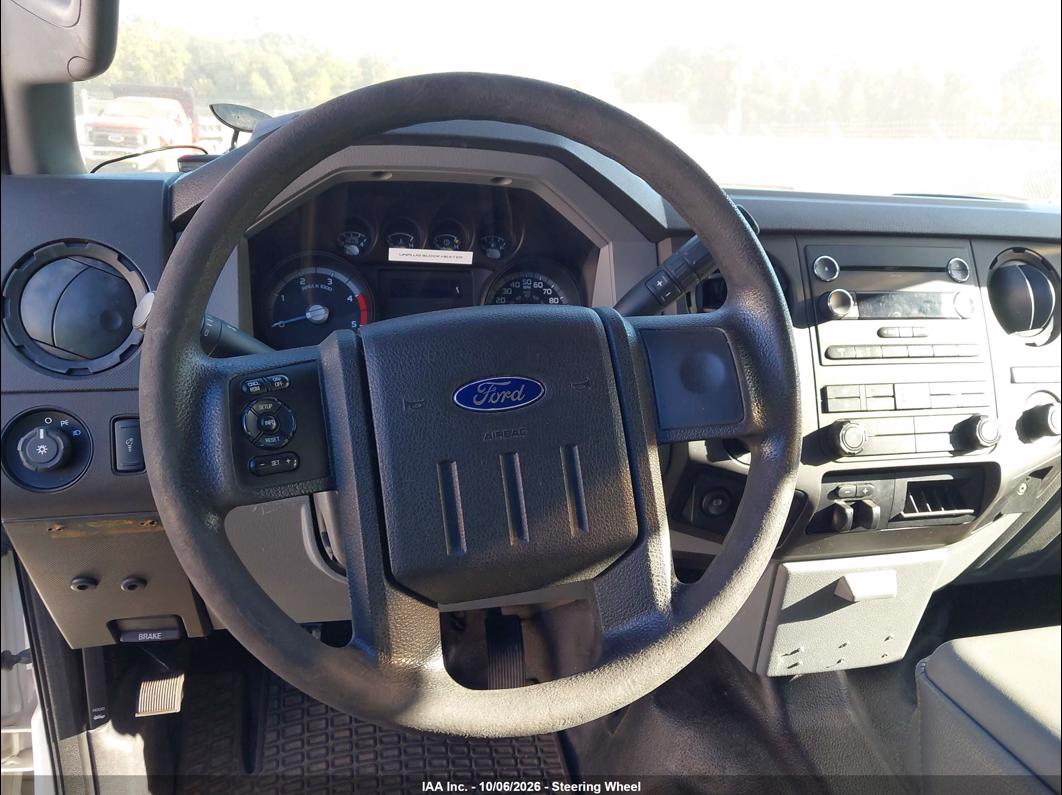2015 Ford F-450 photo 6