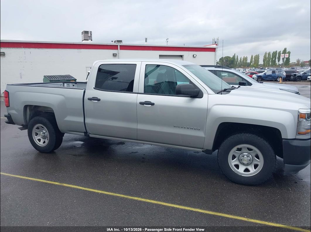 2018 Chevrolet Silverado photo 7