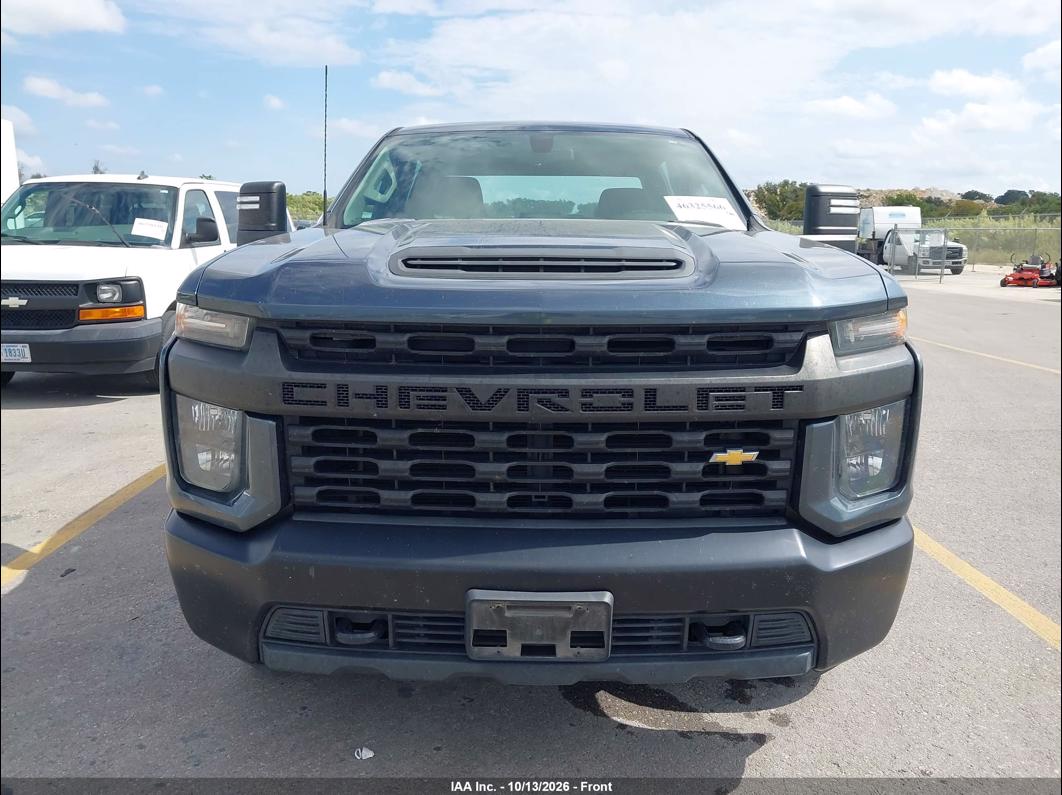 2020 Chevrolet Silverado photo 6