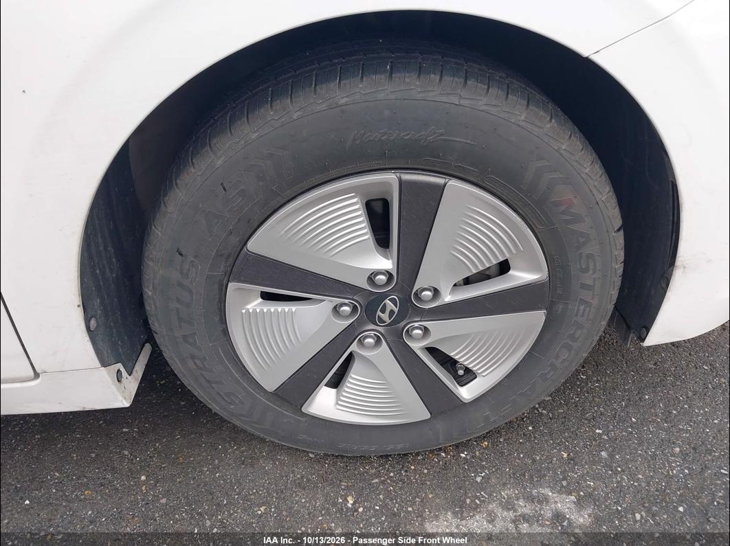 2020 Hyundai Ioniq photo 5