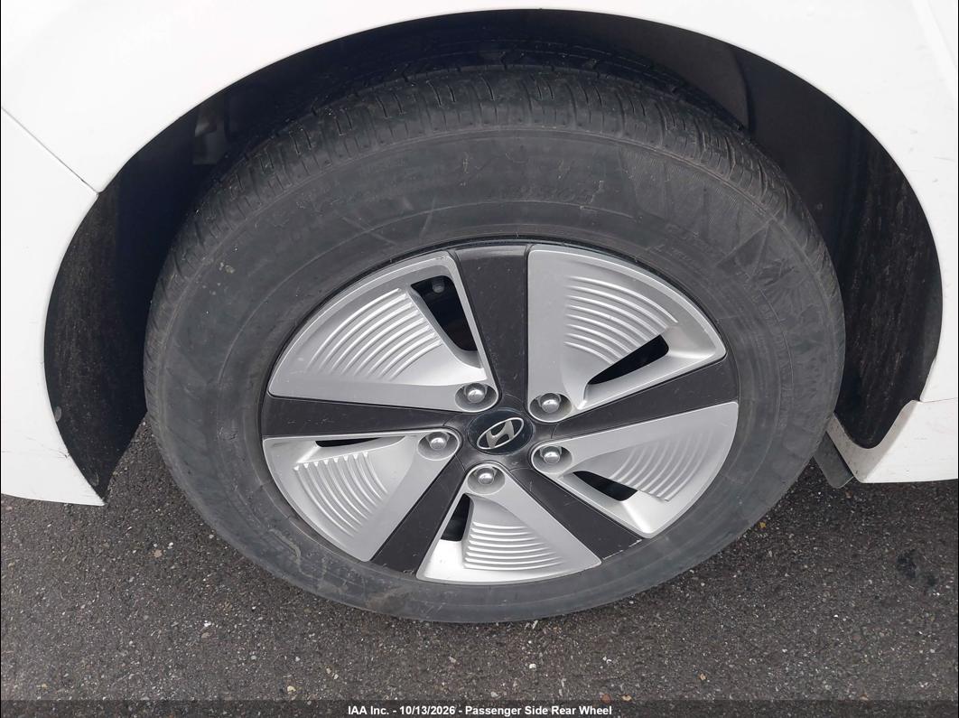 2020 Hyundai Ioniq photo 7