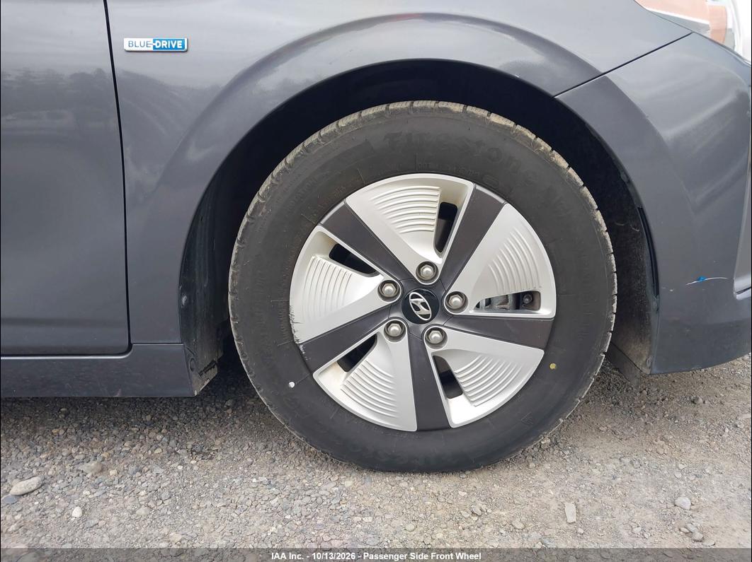 2018 Hyundai Ioniq photo 6