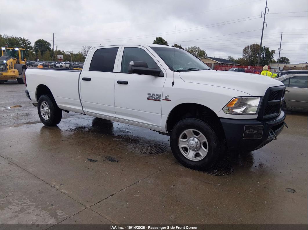 2017 Ram 3500 photo 6