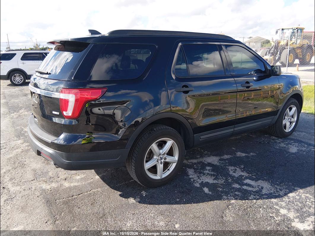 2018 Ford Explorer photo 7