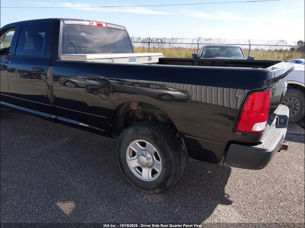 2016 Ram 3500 photo 6