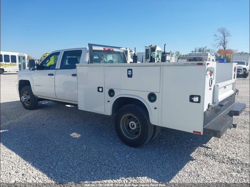 2015 Chevrolet K3500 photo 5