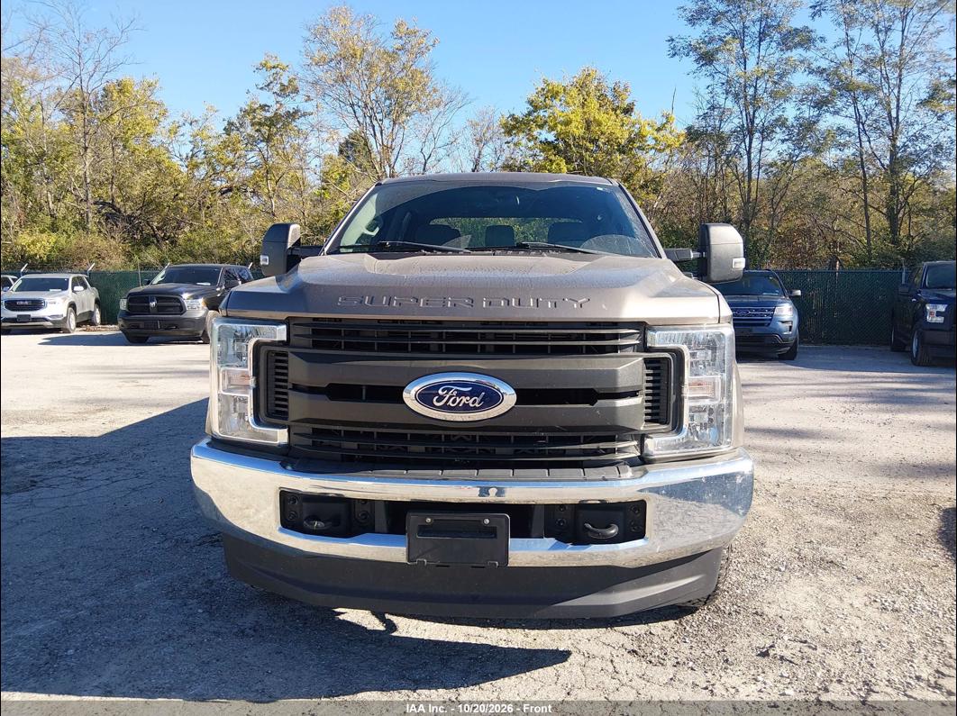 2019 Ford F-250 photo 6